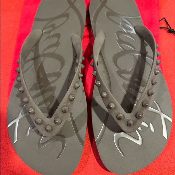 Christian Louboutin Black Flip Flops - Picture 4 of 7